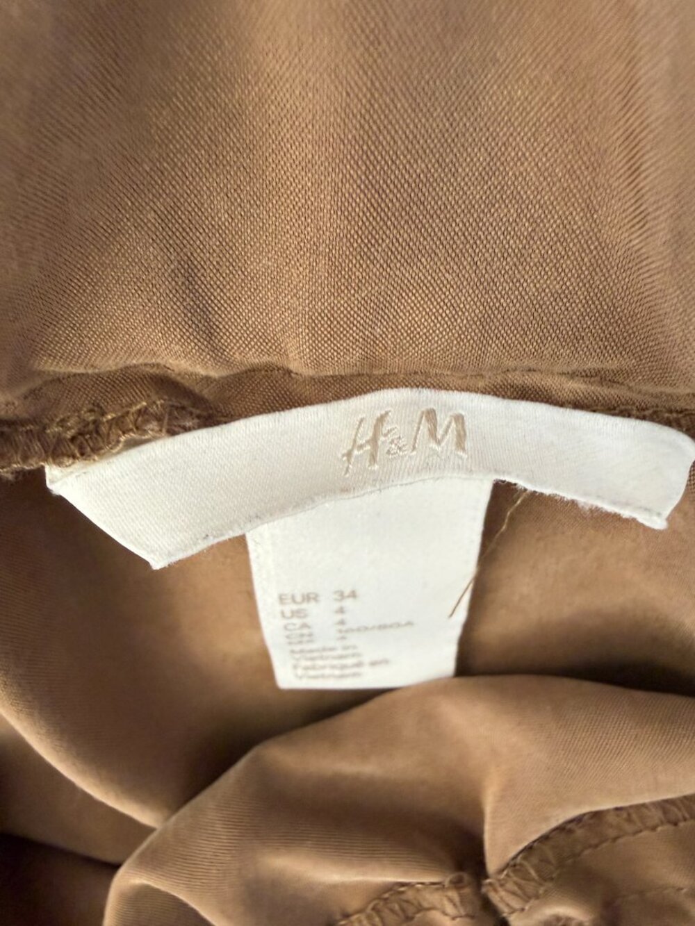 H&M Brown Off Shoulder Shift Dress Women’s Size 4 EUR 34 Short Sleeve - Picture 4 of 7